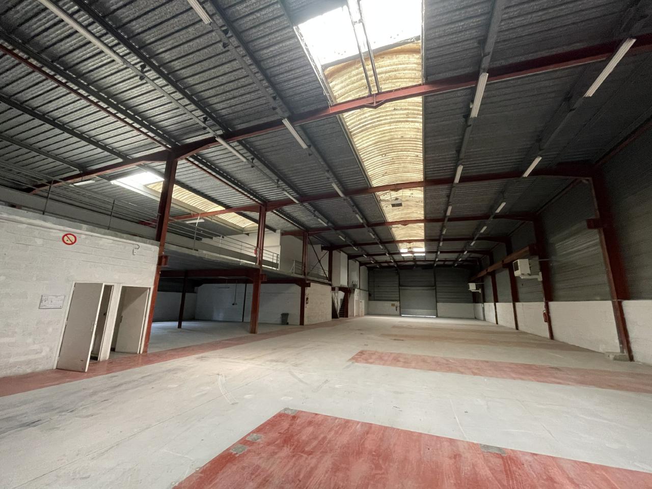 Local d'activité Coignières 1726m² Location local d'activité Coignières Yvelines OLACT2314744 9